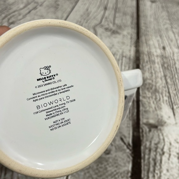 Sanrio Hello Kitty Mug - Picture 5 of 6